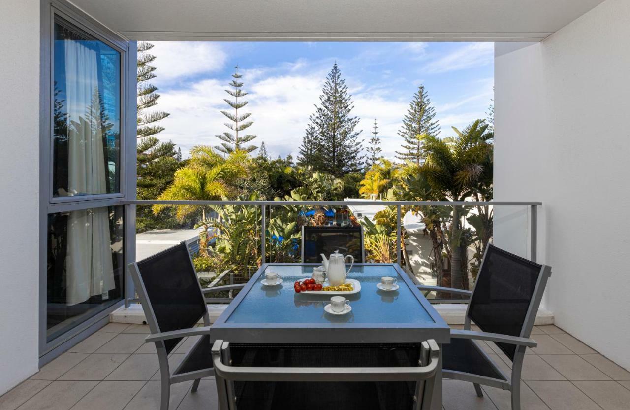 Ocean Pacific Resort - Official Broadbeach Bagian luar foto
